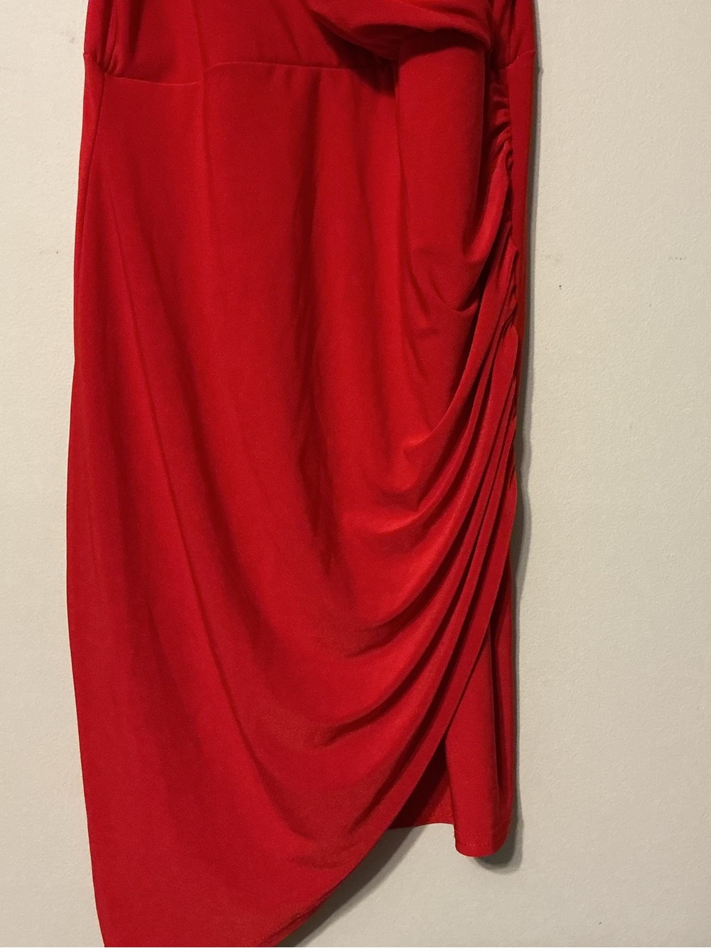 PrettyLittleThing Red Draped Ruched Mini Dress - Picture 3 of 6